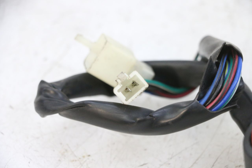 photo de PRZEŁĄCZNIK PRAWY ADIVA AD3 300 (2014 - 2020) - Punkty mocowania