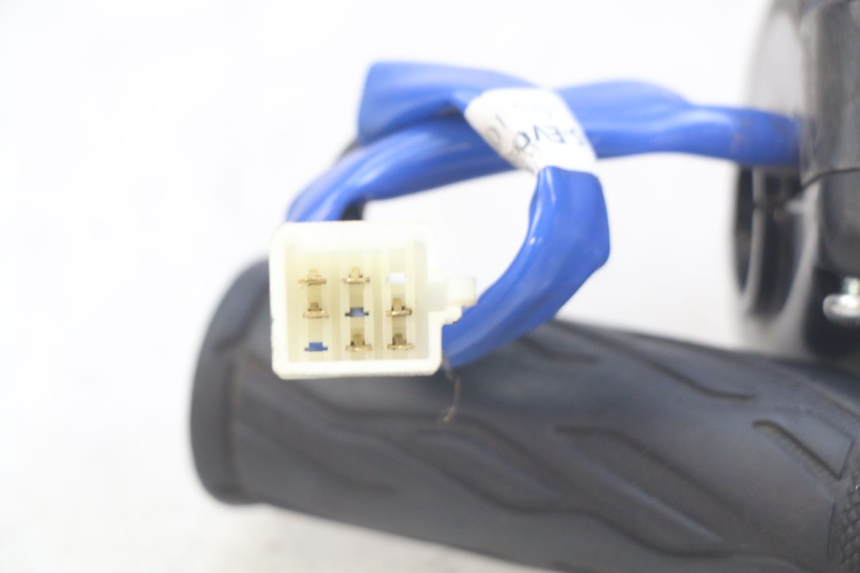 photo de PRZEŁĄCZNIK PRAWY KYMCO AGILITY 16+ 4T 50 (2018 - 2023) - Widok ogólny