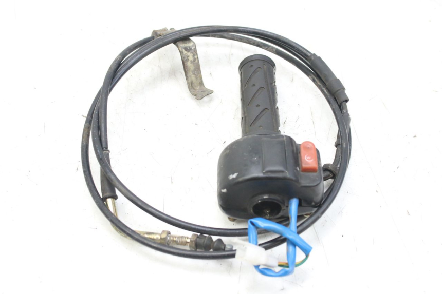 photo de PRZEŁĄCZNIK PRAWY KYMCO AGILITY 4T 50 (2005 - 2018) - Inny kąt widzenia