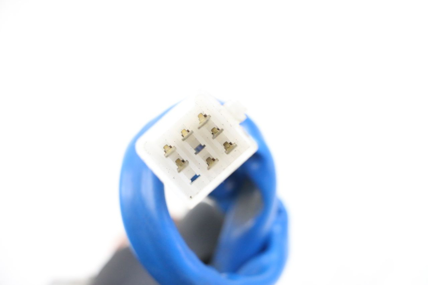 photo de PRZEŁĄCZNIK PRAWY KYMCO AGILITY 4T 50 (2005 - 2018) - Szczegół części