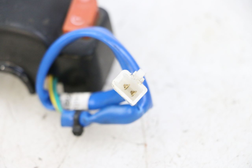 photo de PRZEŁĄCZNIK PRAWY KYMCO AGILITY 4T 50 (2018 - 2022) - Inny kąt widzenia