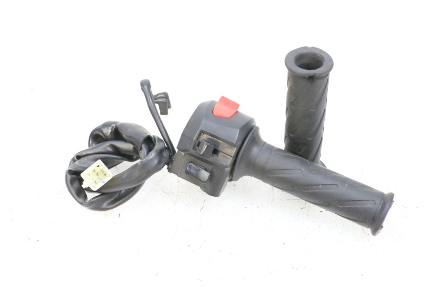 photo de PRZEŁĄCZNIK PRAWY MAG POWER BOMBERS 4T 50 (2016 - 2026) - Część sprawdzona