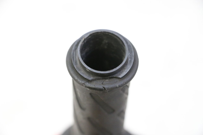 photo de PRZEŁĄCZNIK PRAWY SUZUKI BURGMAN 125 (2007 - 2014) - Szczegół części