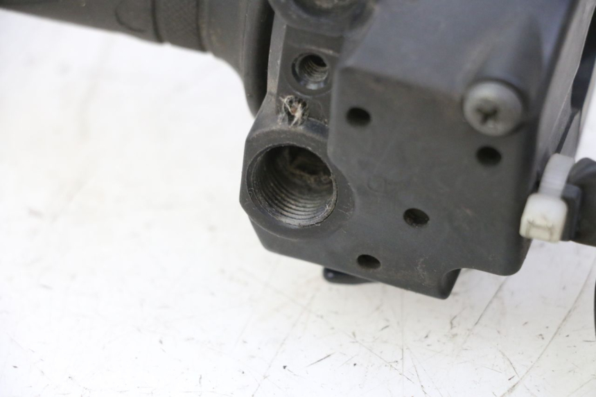 photo de PRZEŁĄCZNIK PRAWY SUZUKI BURGMAN 125 (2007 - 2014) - Punkty mocowania