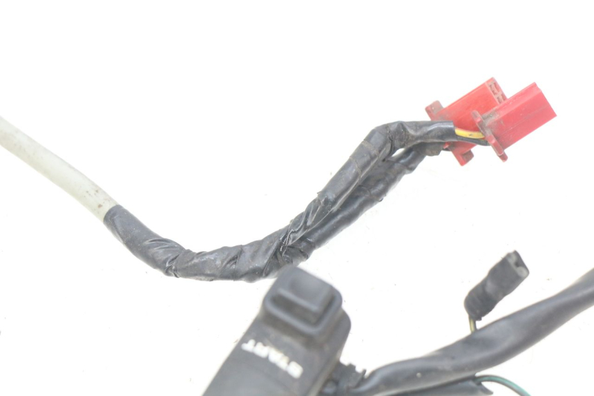 photo de PRZEŁĄCZNIK PRAWY HONDA CBR RR FIREBLADE 900 (1992 - 1994) - Widok ogólny