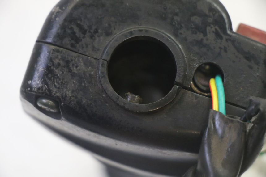 photo de PRZEŁĄCZNIK PRAWY SYM CROX 4T 50 (2016 - 2023) - Część sprawdzona