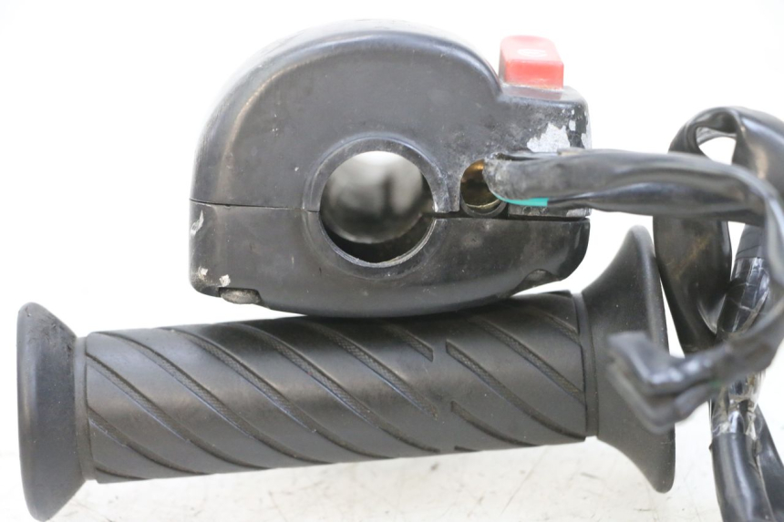 photo de PRZEŁĄCZNIK PRAWY SYM CROX 4T 50 (2016 - 2023) - Szczegół części