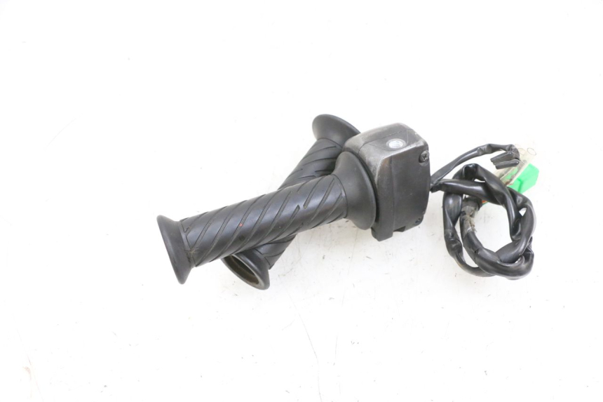 photo de PRZEŁĄCZNIK PRAWY SYM CROX 4T 50 (2016 - 2023) - Zoom stanu zużycia