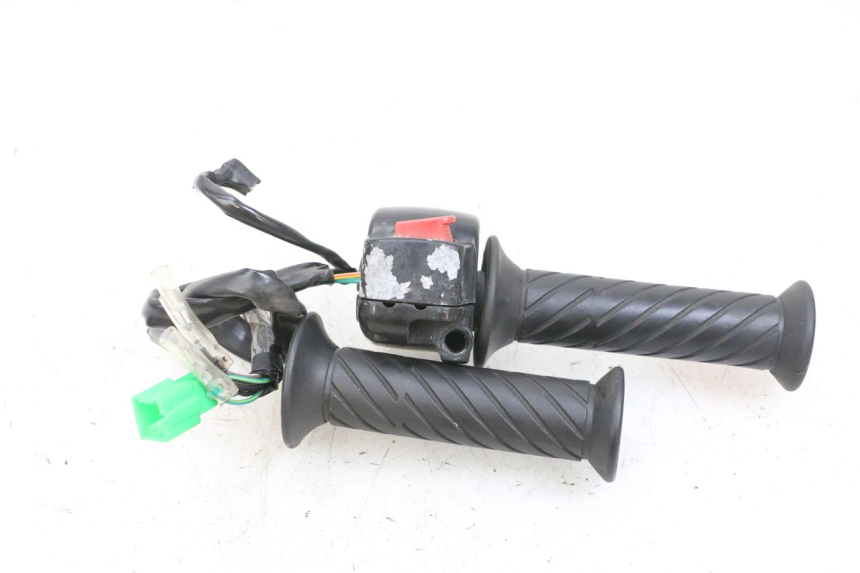 photo de PRZEŁĄCZNIK PRAWY SYM CROX 4T 50 (2016 - 2023) - Widok ogólny