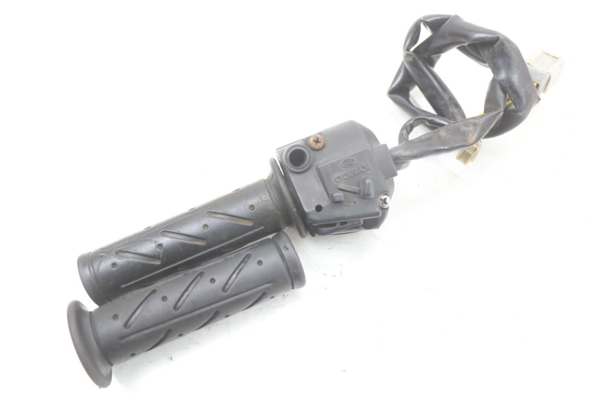 photo de PRZEŁĄCZNIK PRAWY KYMCO DINK 4T 50 (2007 - 2018) - Inny kąt widzenia