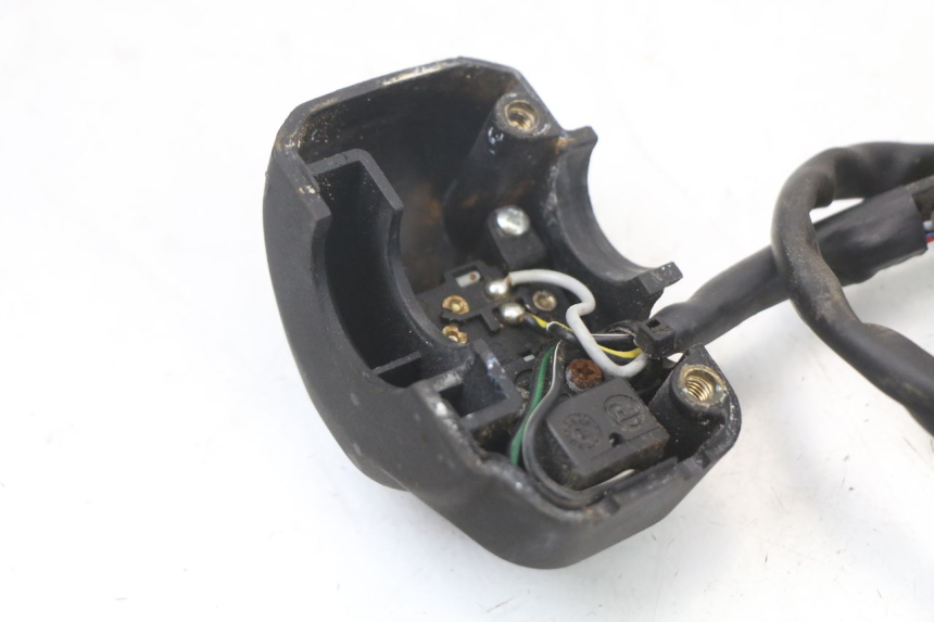 photo de PRZEŁĄCZNIK PRAWY GILERA DNA 50 (2000 - 2007) - Zbliżenie techniczne