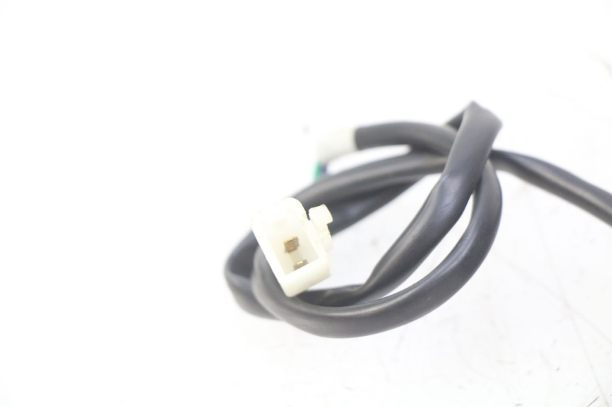 photo de PRZEŁĄCZNIK PRAWY PEUGEOT E-VIVACITY 1 (2012 - 2018) - Zbliżenie techniczne