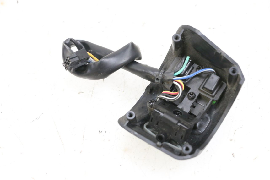 photo de PRZEŁĄCZNIK PRAWY SEGWAY NINEBOT E125S 1 (2022 - 2026) - Zoom stanu zużycia