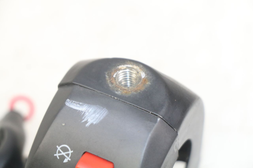 photo de PRZEŁĄCZNIK PRAWY EFUN E2GO 1 (2017 - 2021) - Szczegół części