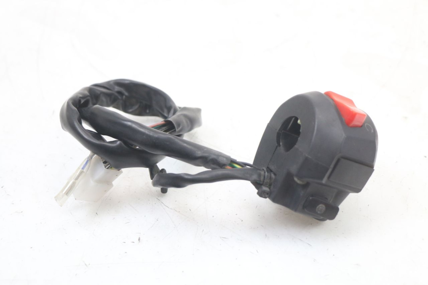 photo de PRZEŁĄCZNIK PRAWY EBROH BRAVO GLE 1 (2020 - 2024) - Zoom stanu zużycia