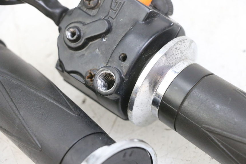 photo de PRZEŁĄCZNIK PRAWY EUROCKA RETRO 50 (2007 - 2014) - Szczegół części