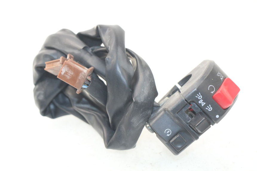 photo de PRZEŁĄCZNIK PRAWY YAMAHA FJR ABS 1300 (2006 - 2012) - Widok główny