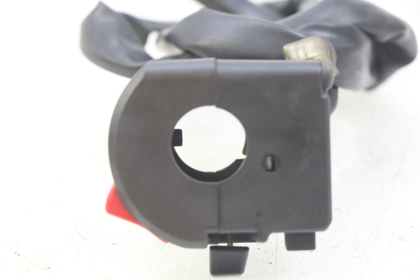 photo de PRZEŁĄCZNIK PRAWY YAMAHA FJR ABS 1300 (2006 - 2012) - Szczegół części