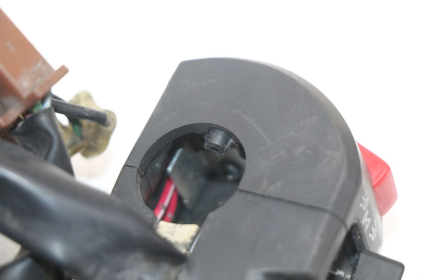 photo de PRZEŁĄCZNIK PRAWY YAMAHA FJR ABS 1300 (2006 - 2012) - Widok ogólny