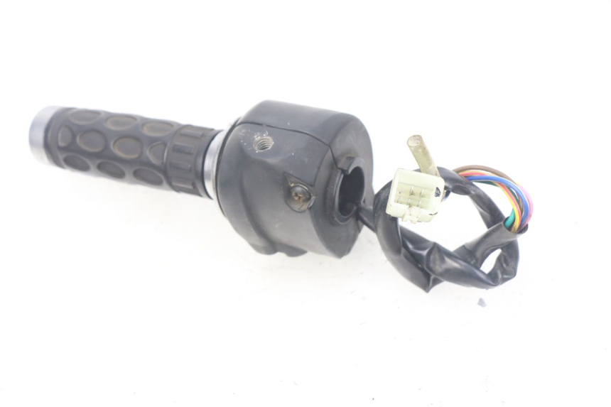 photo de PRZEŁĄCZNIK PRAWY SACHS FY125T FY T 125 (2007 - 2011) - Zoom stanu zużycia