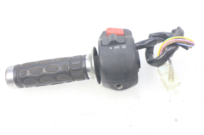 photo de PRZEŁĄCZNIK PRAWY SACHS FY125T FY T 125 (2007 - 2011) - Zbliżenie techniczne