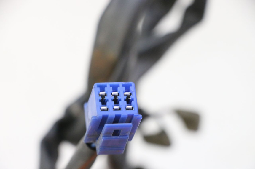 photo de PRZEŁĄCZNIK PRAWY YAMAHA FZ6 N FAZER 600 (2004 - 2006) - Szczegół części