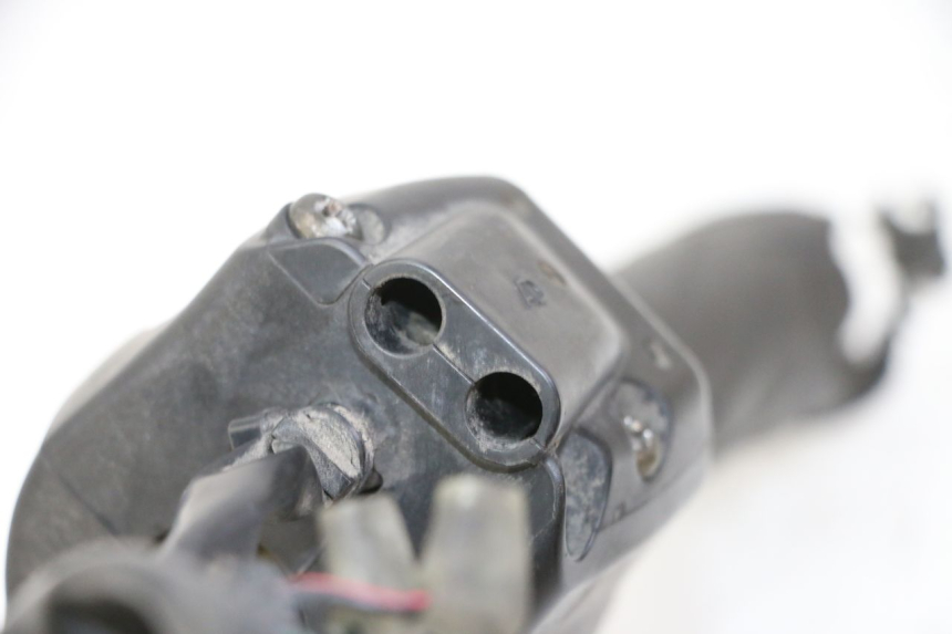 photo de PRZEŁĄCZNIK PRAWY YAMAHA FZ6 N FAZER 600 (2004 - 2006) - Widok ogólny