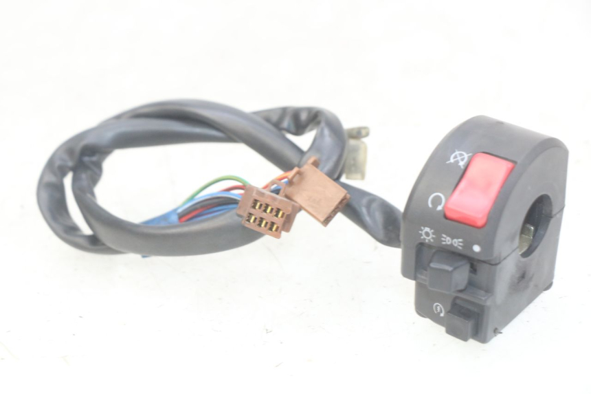 photo de PRZEŁĄCZNIK PRAWY YAMAHA FZS FAZER 600 (1998 - 2001) - Widok główny