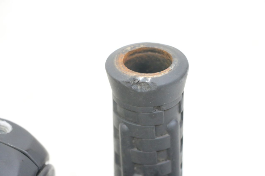 photo de PRZEŁĄCZNIK PRAWY GOES WIKI 125 (2010 - 2015) - Stan powierzchni