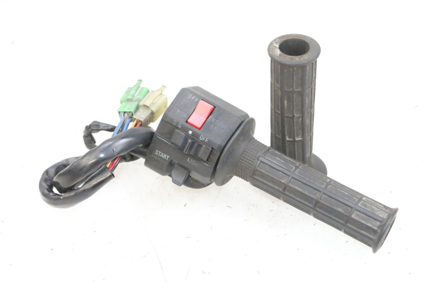 photo de PRZEŁĄCZNIK PRAWY KAWASAKI GPX R WARBIRD 600 (1988 - 1993) - Widok główny