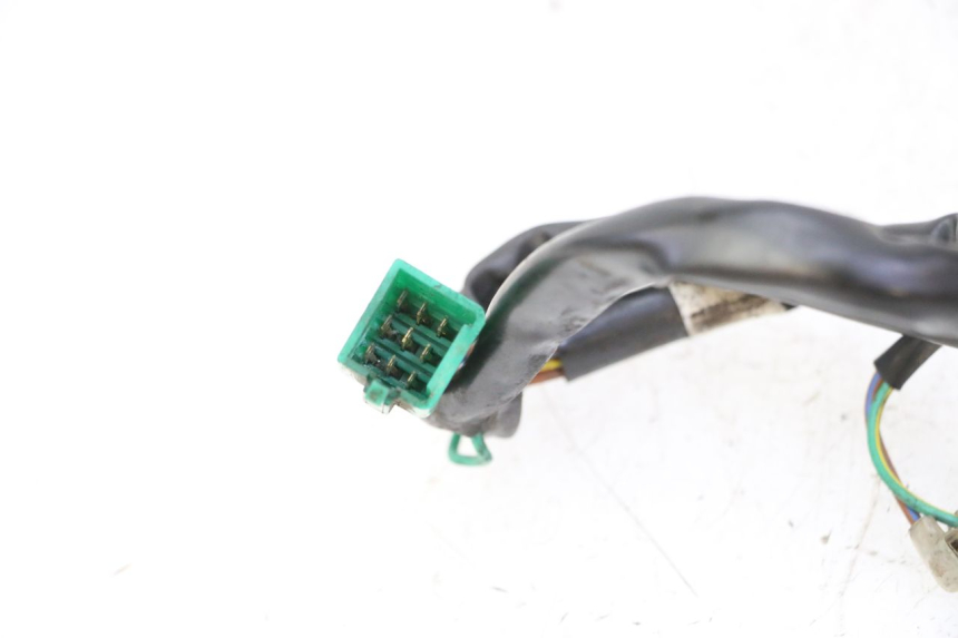 photo de PRZEŁĄCZNIK PRAWY KYMCO GRAND DINK 125 (2008 - 2014) - Zbliżenie techniczne