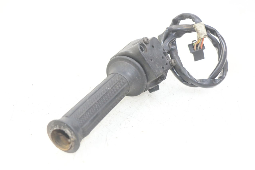 photo de PRZEŁĄCZNIK PRAWY SUZUKI GSX-F GSX  F 1100 (1988 - 1994) - Punkty mocowania