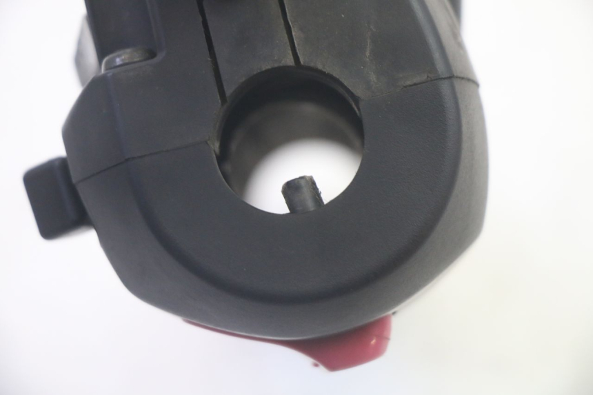 photo de PRZEŁĄCZNIK PRAWY SYM GTS EVO 125 (2009 - 2013) - Punkty mocowania