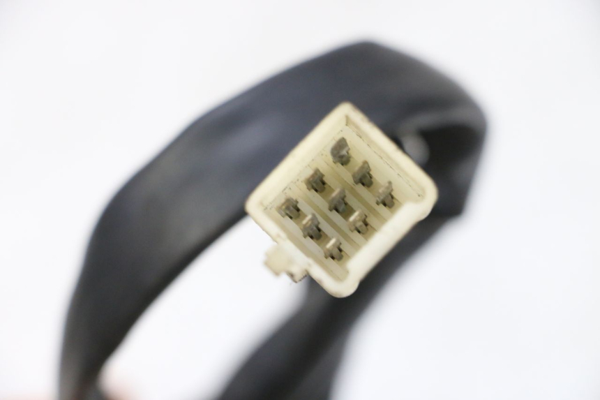 photo de PRZEŁĄCZNIK PRAWY JM MOTORS GTS 125 (2015 - 2019) - Zbliżenie techniczne