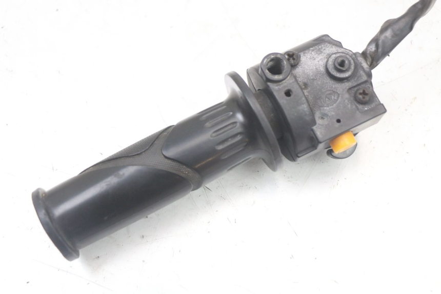 photo de PRZEŁĄCZNIK PRAWY JM MOTORS OLDIES 4T 50 (2010 - 2020) - Zbliżenie techniczne