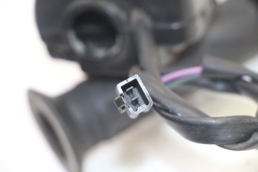 photo de PRZEŁĄCZNIK PRAWY PEUGEOT KISBEE 2T 50 (2010 - 2017) - Widok ogólny