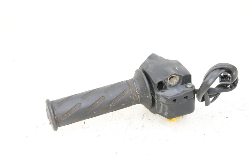 photo de PRZEŁĄCZNIK PRAWY PEUGEOT KISBEE 2T 50 (2010 - 2017) - Szczegół części