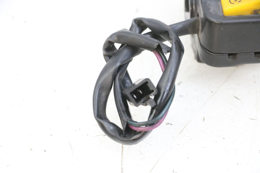 photo de PRZEŁĄCZNIK PRAWY PEUGEOT KISBEE 4T 50 (2010 - 2017) - Punkty mocowania