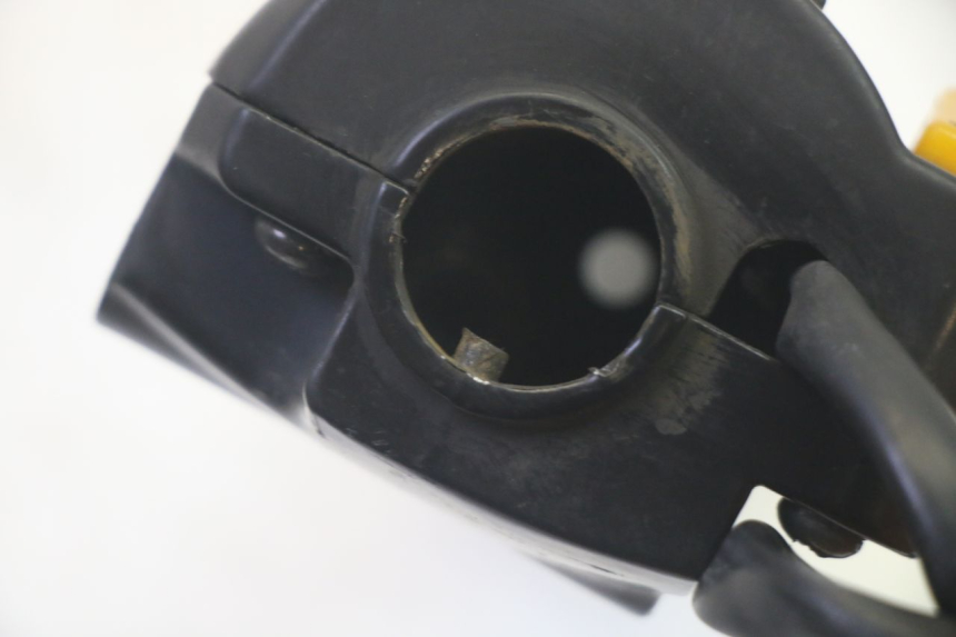 photo de PRZEŁĄCZNIK PRAWY PEUGEOT KISBEE 4T 50 (2010 - 2017) - Widok ogólny