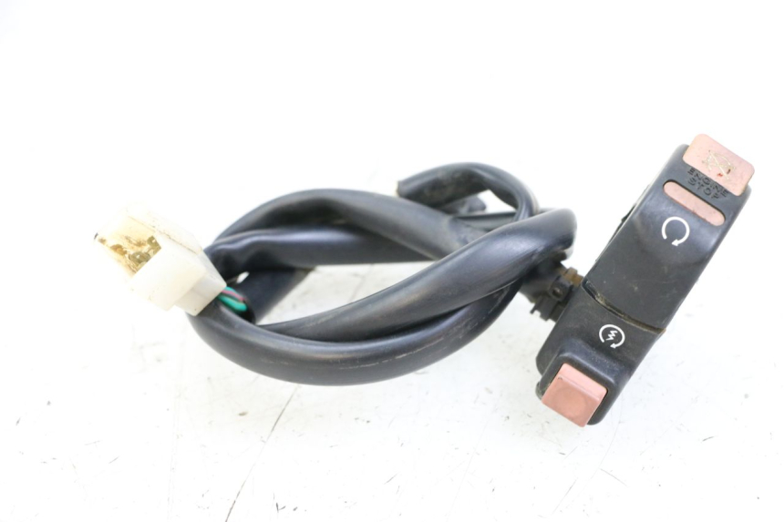 photo de PRZEŁĄCZNIK PRAWY KYMCO STRYKER OFF ROAD 125 (1999 - 2005) - Widok główny