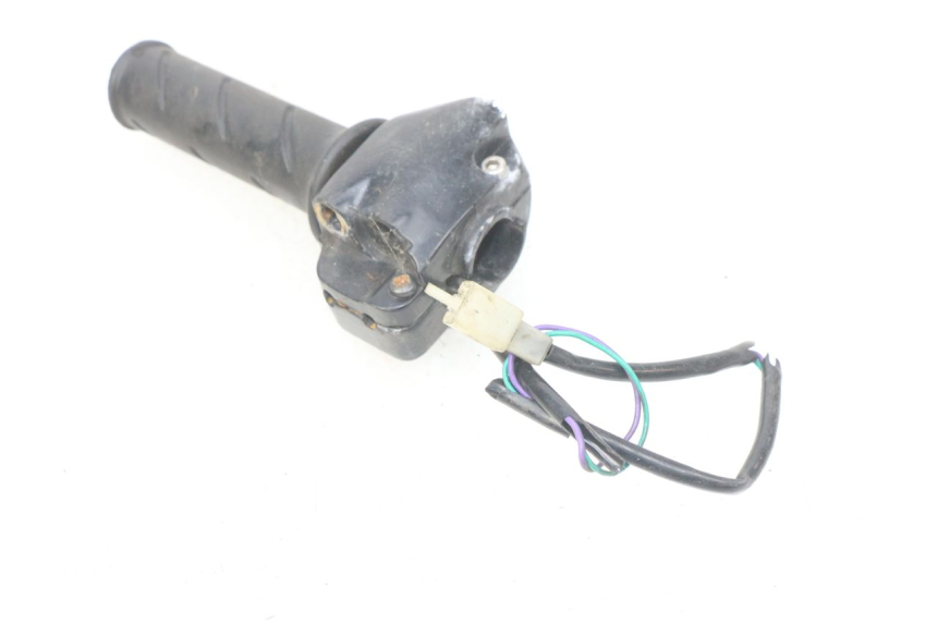 photo de PRZEŁĄCZNIK PRAWY PEUGEOT LUDIX 50 (2008 - 2017) - Zoom stanu zużycia