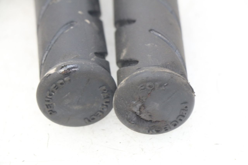 photo de PRZEŁĄCZNIK PRAWY PEUGEOT LUDIX 50 (2008 - 2017) - Widok ogólny