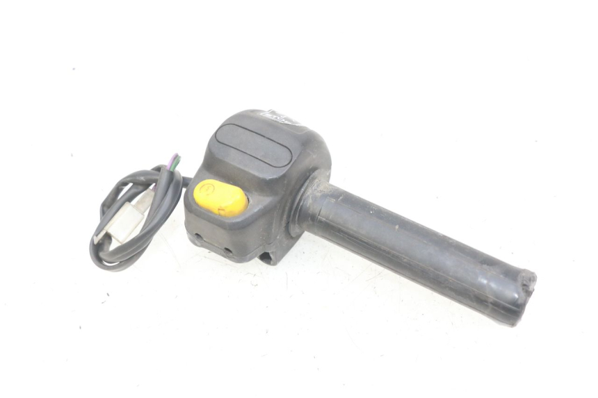 photo de PRZEŁĄCZNIK PRAWY PEUGEOT LUDIX 50 (2005 - 2007) - Widok główny