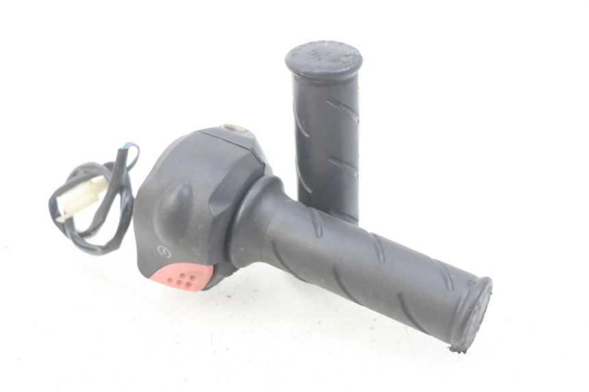 photo de PRZEŁĄCZNIK PRAWY PEUGEOT LUDIX 50 (2008 - 2017) - Widok główny