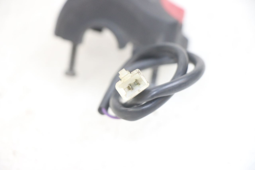 photo de PRZEŁĄCZNIK PRAWY PEUGEOT LUDIX 50 (2005 - 2007) - Szczegół części