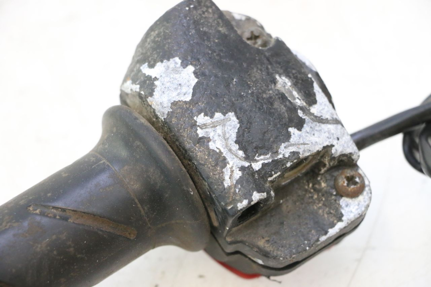 photo de PRAWA PRZEŁĄCZNIK PEUGEOT LUDIX ONE 50 (2004 - 2013) - Zoom stanu zużycia