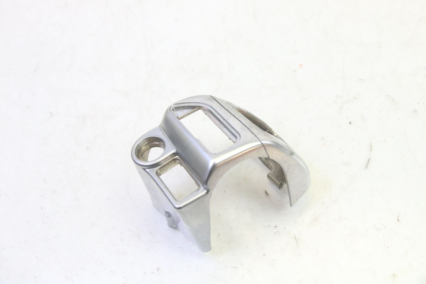 photo de PRZEŁĄCZNIK PRAWY PIAGGIO MP3 HPE 350 (2018 - 2020) - Zoom stanu zużycia