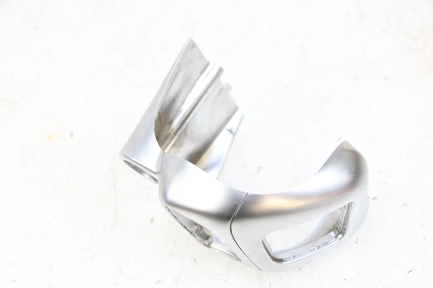 photo de PRZEŁĄCZNIK PRAWY PIAGGIO MP3 HPE 300 (2019 - 2026) - Widok ogólny