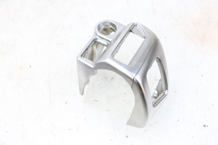 photo de PRZEŁĄCZNIK PRAWY PIAGGIO MP3 HPE 300 (2019 - 2026) - Punkty mocowania