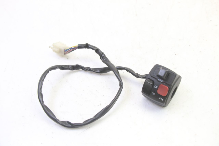 photo de PRZEŁĄCZNIK PRAWY RIEJU MRT 50 (2018 - 2021) - Inny kąt widzenia